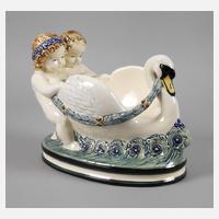 Karlsruhe Tafelaufsatz mit zwei Putten111