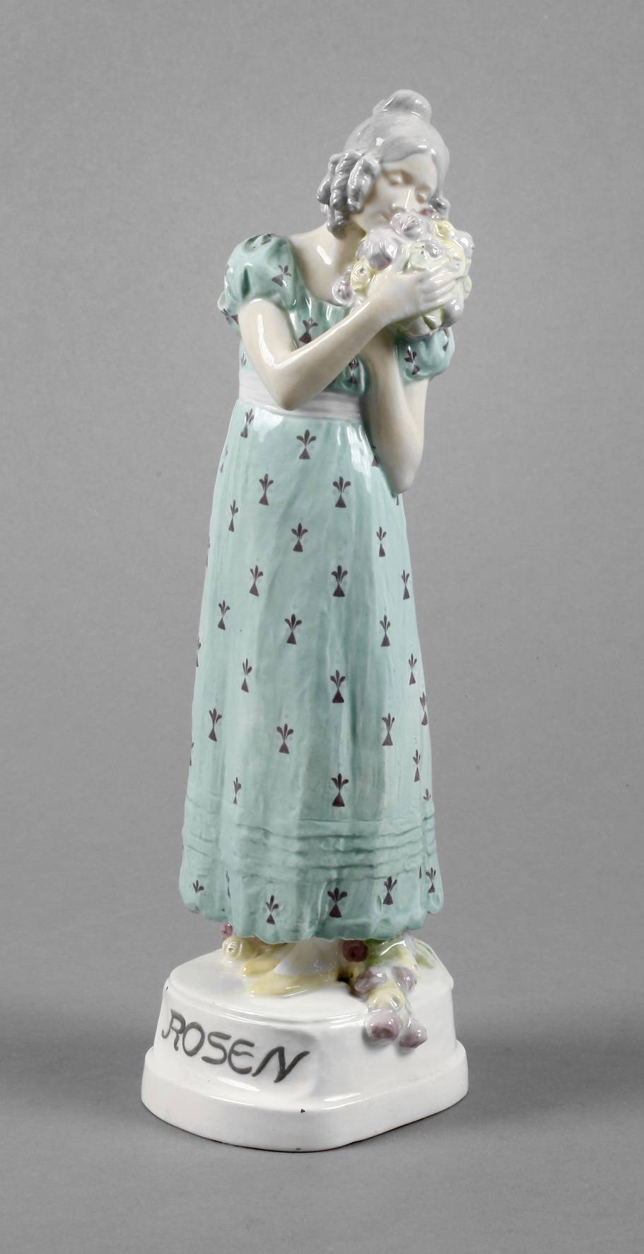 Wien Mädchenfigur ”Rosen”