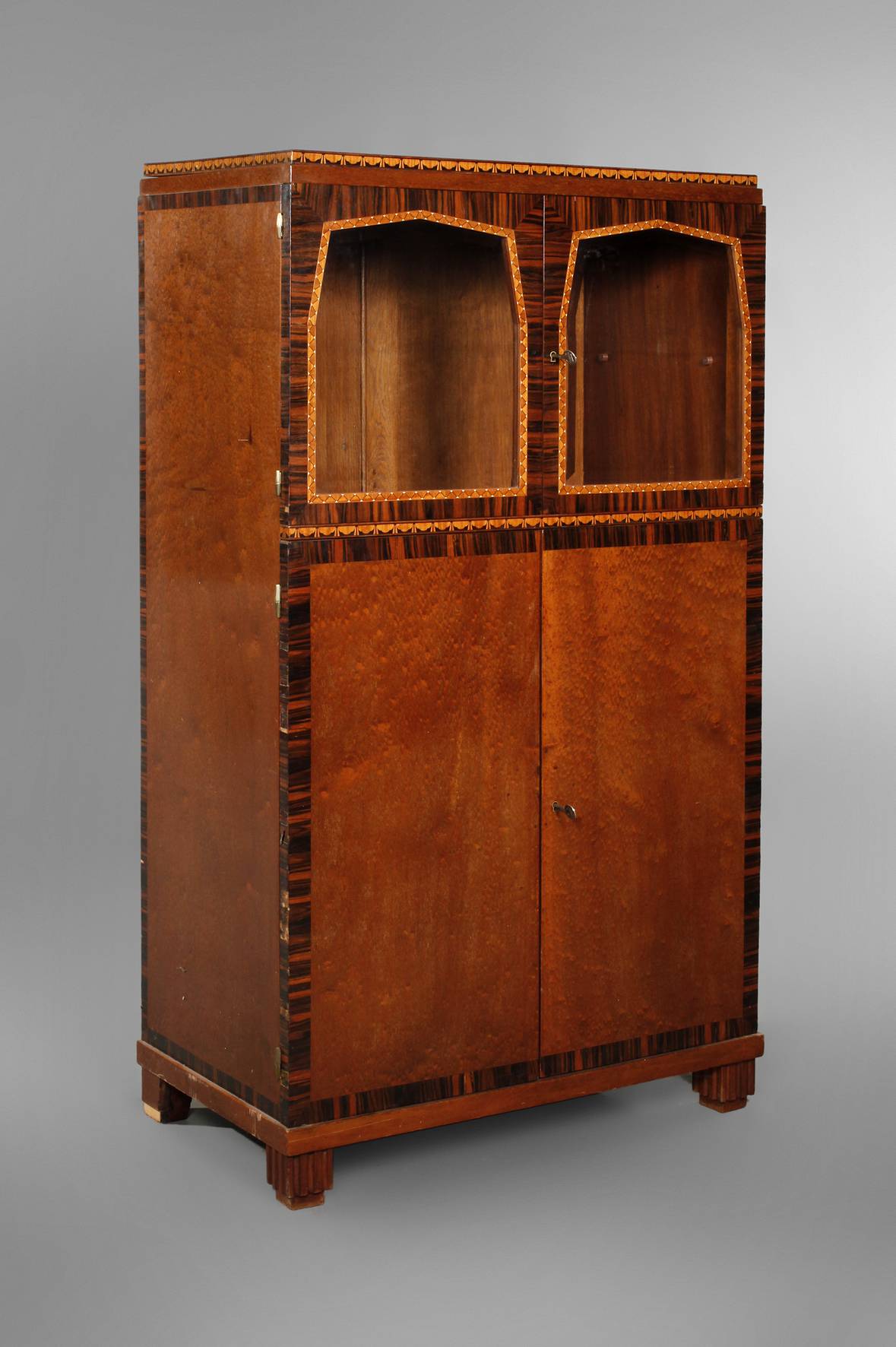 Vitrinenschrank Art déco