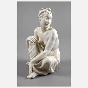 Rosenthal sitzender weiblicher Akt