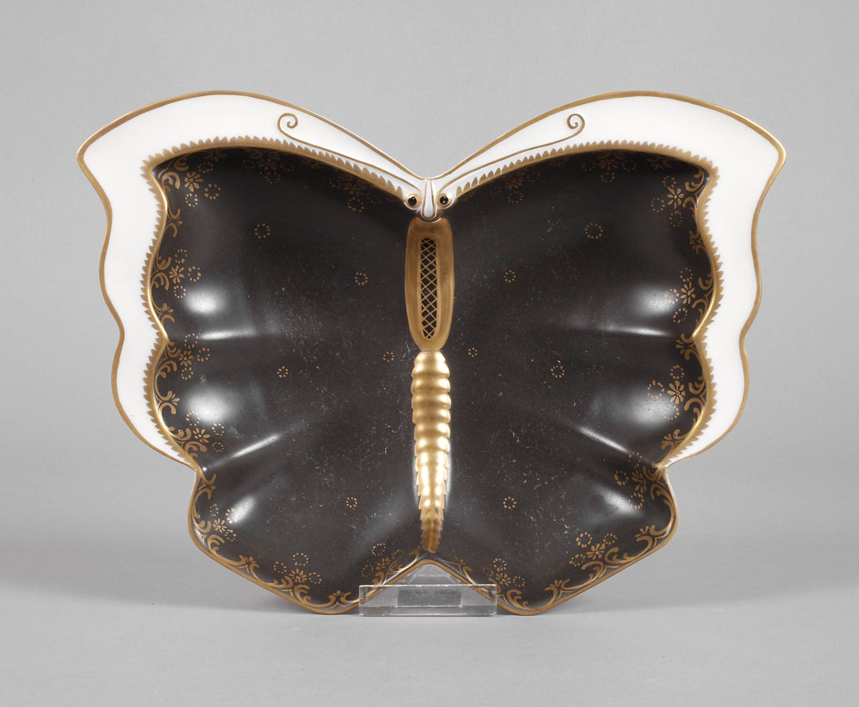 Schale Schmetterling