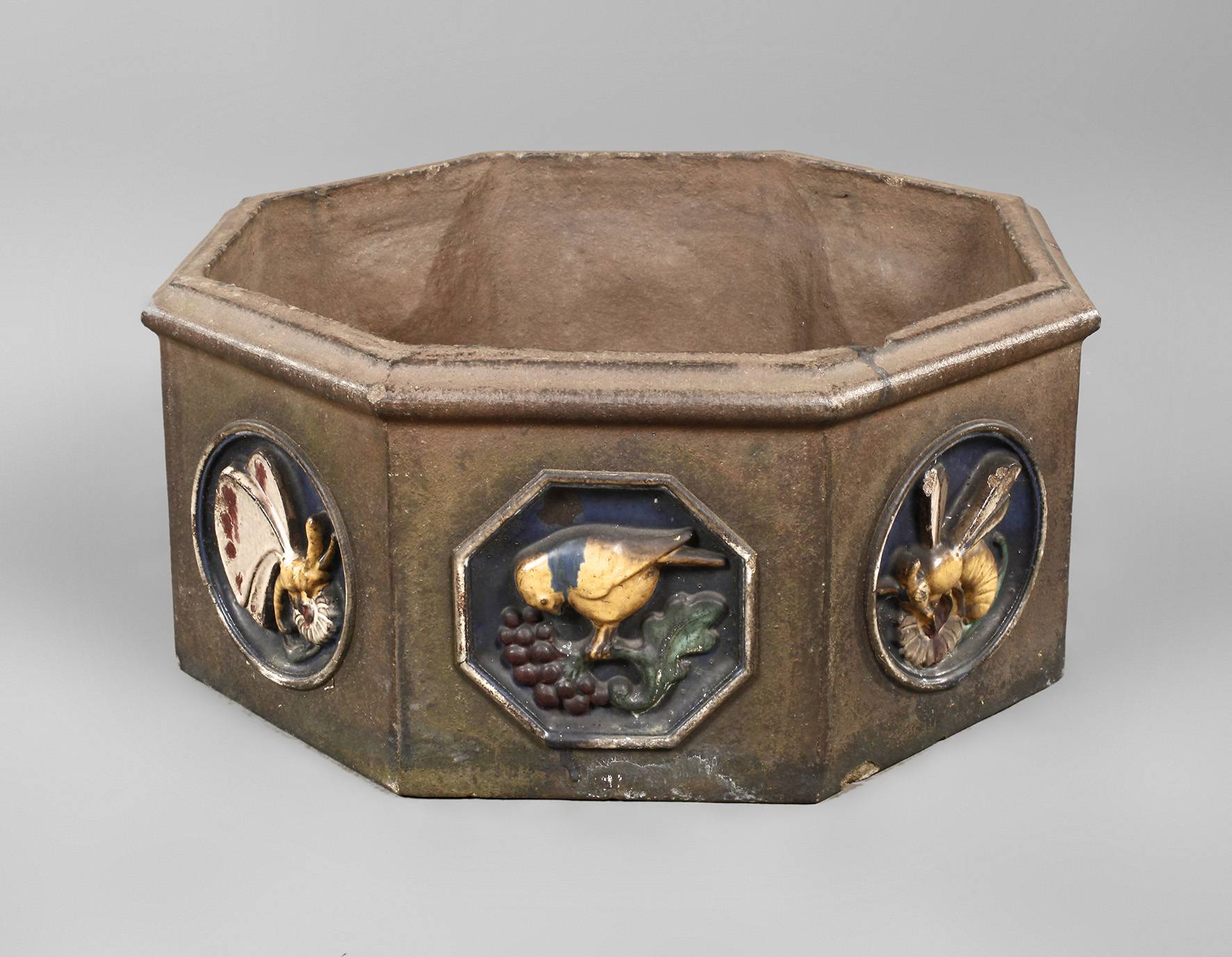 Übergroßer Blumentopf