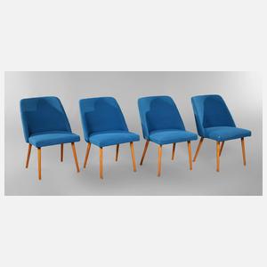 Vier Stühle DDR-Design