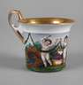 Klassizistische Tasse mit Putten