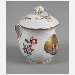 Höchst barocke Deckeltasse