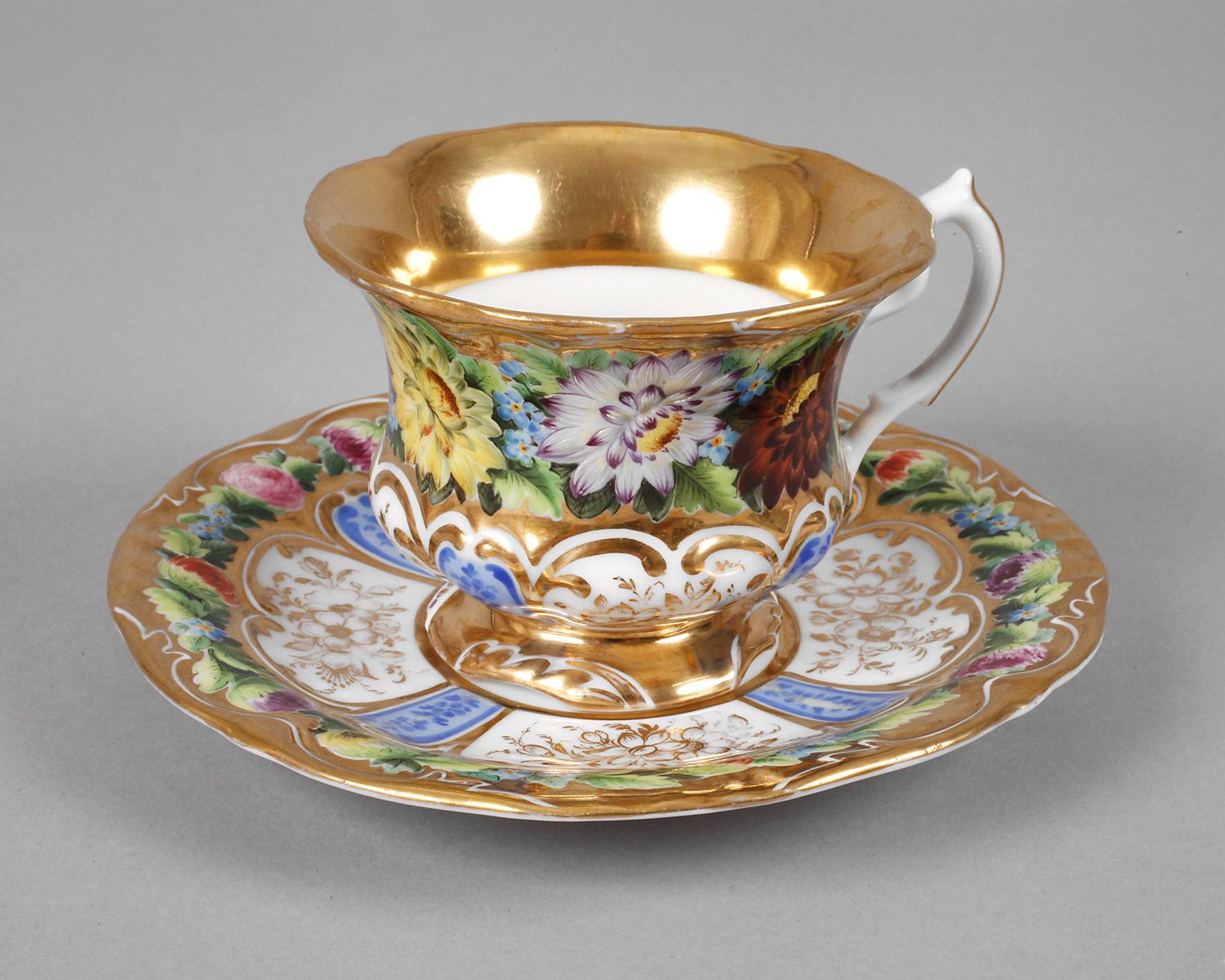 Sammeltasse Blumenmalerei