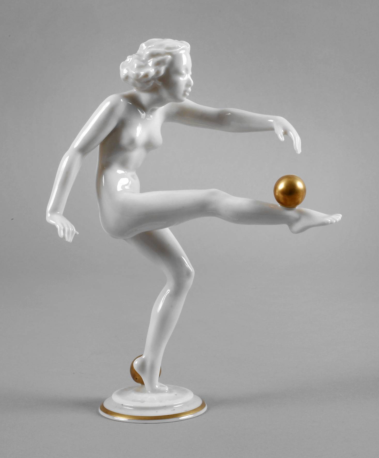 Hutschenreuther Tänzerin mit Goldkugeln