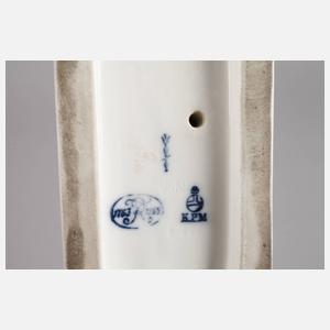 KPM Berlin schreitender Eisbär