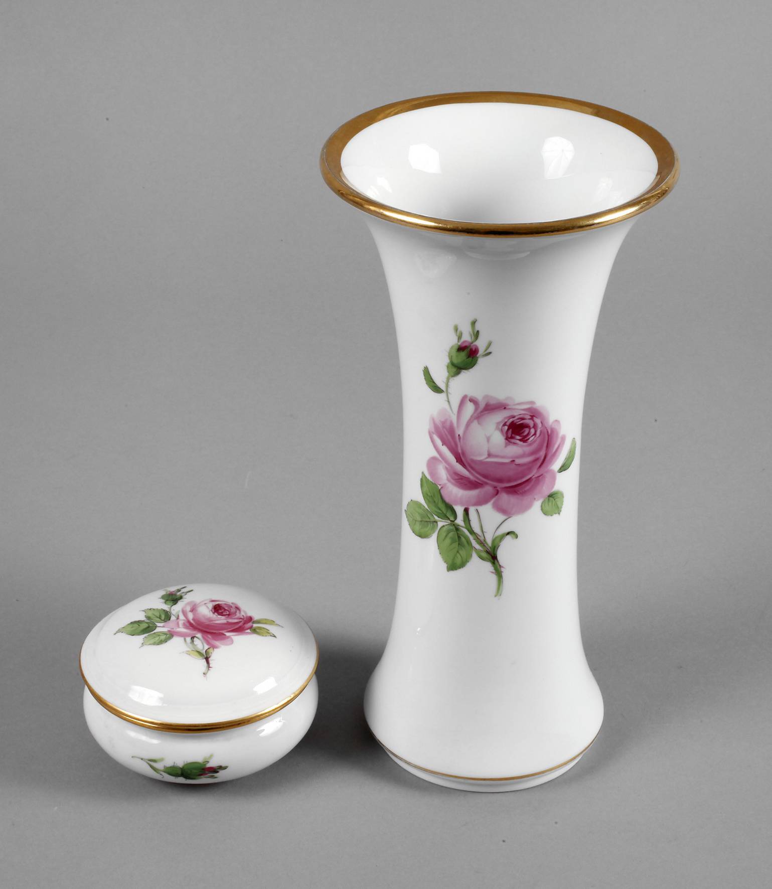 Meissen zwei Teile Rote Rose