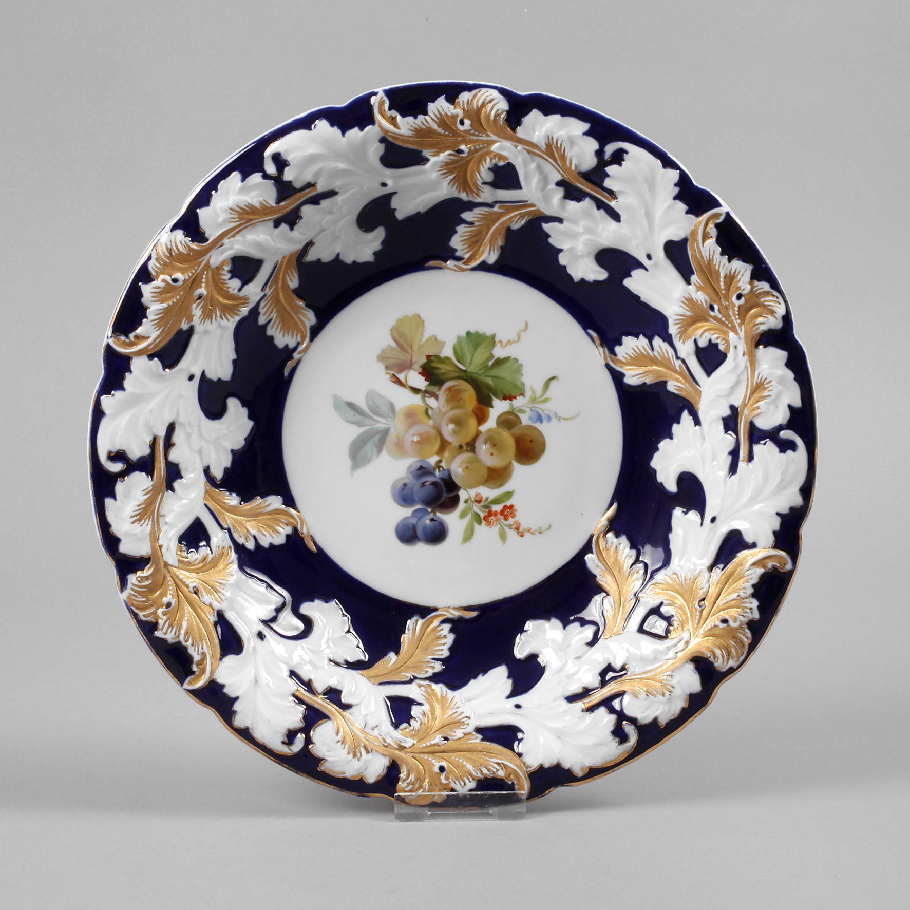 Meissen Prunkteller Traubendekor