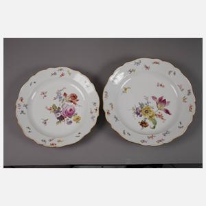 Meissen großes Speiseservice ”Volles Blütenbukett mit Insekten”