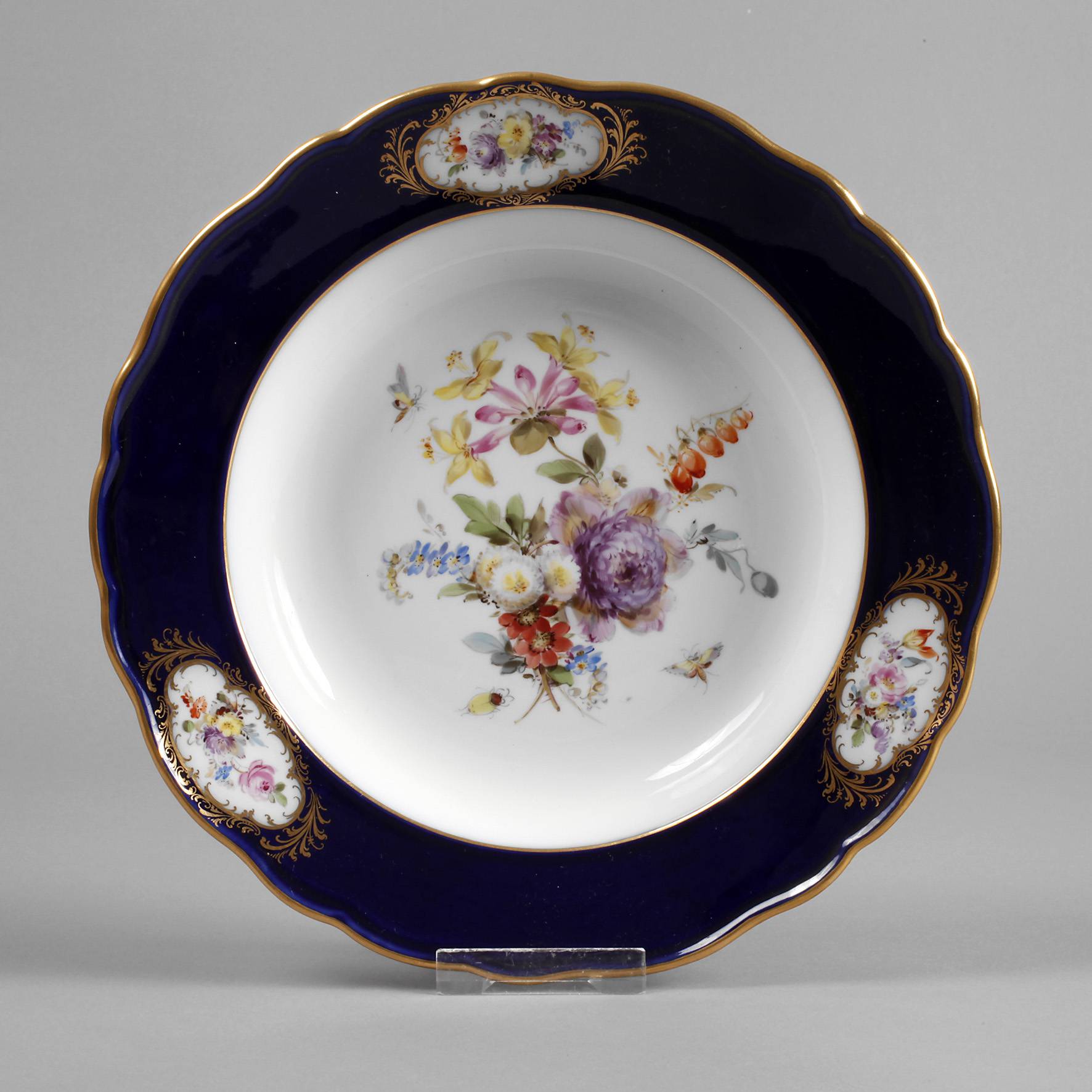 Meissen Teller volles Bukett mit Kobalt