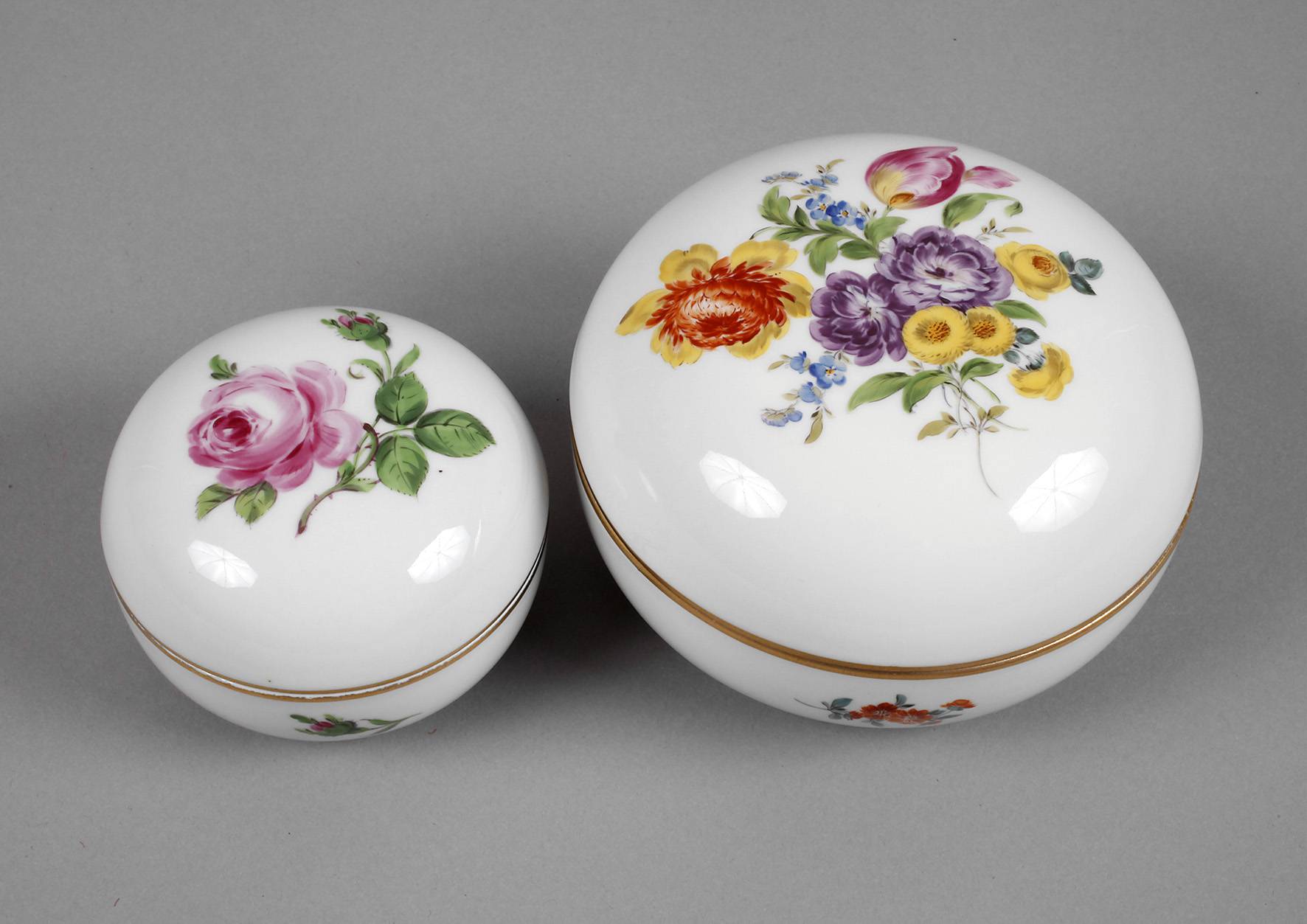 Meissen zwei runde Deckeldosen