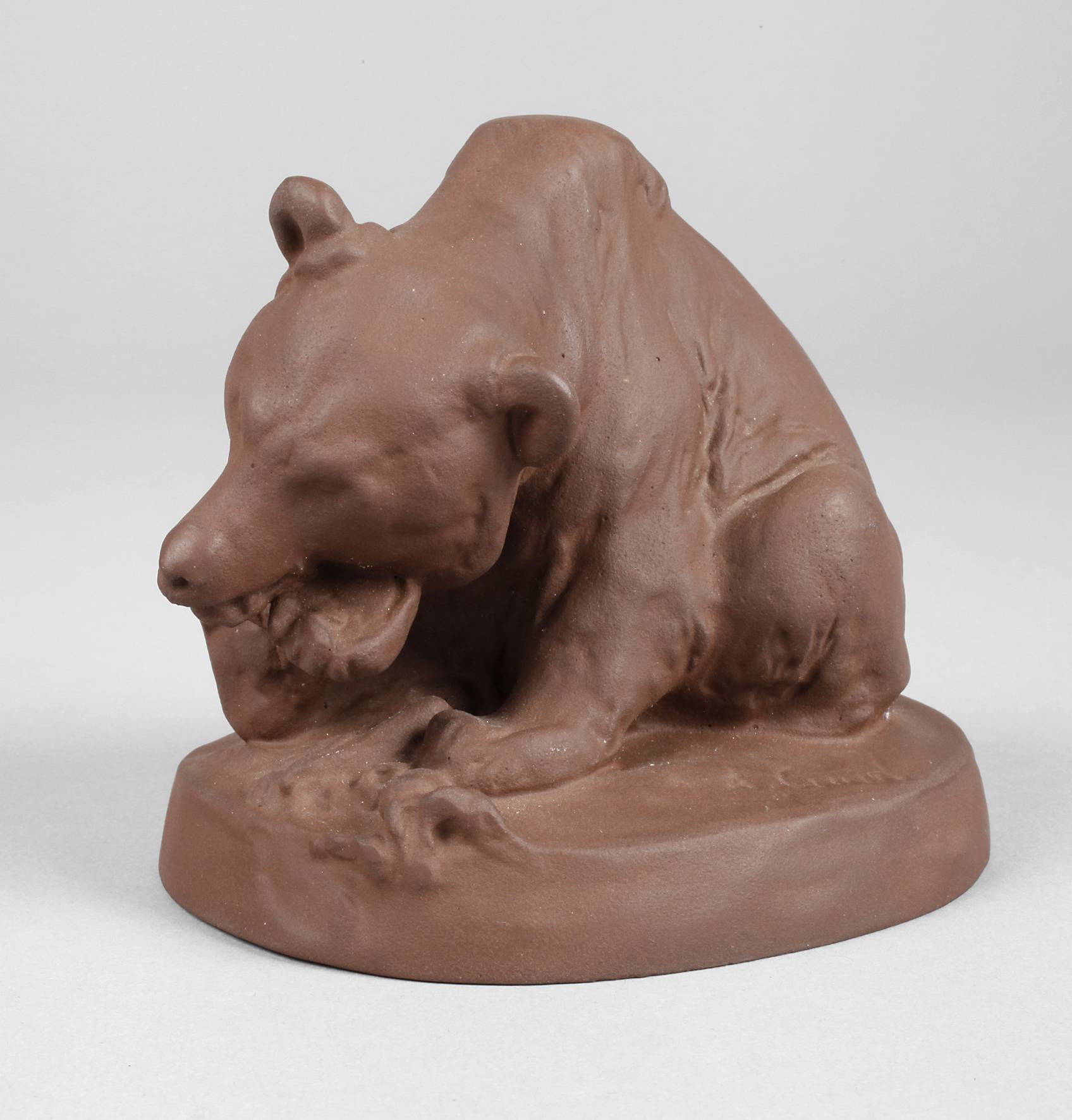 Meissen Fressender Bär