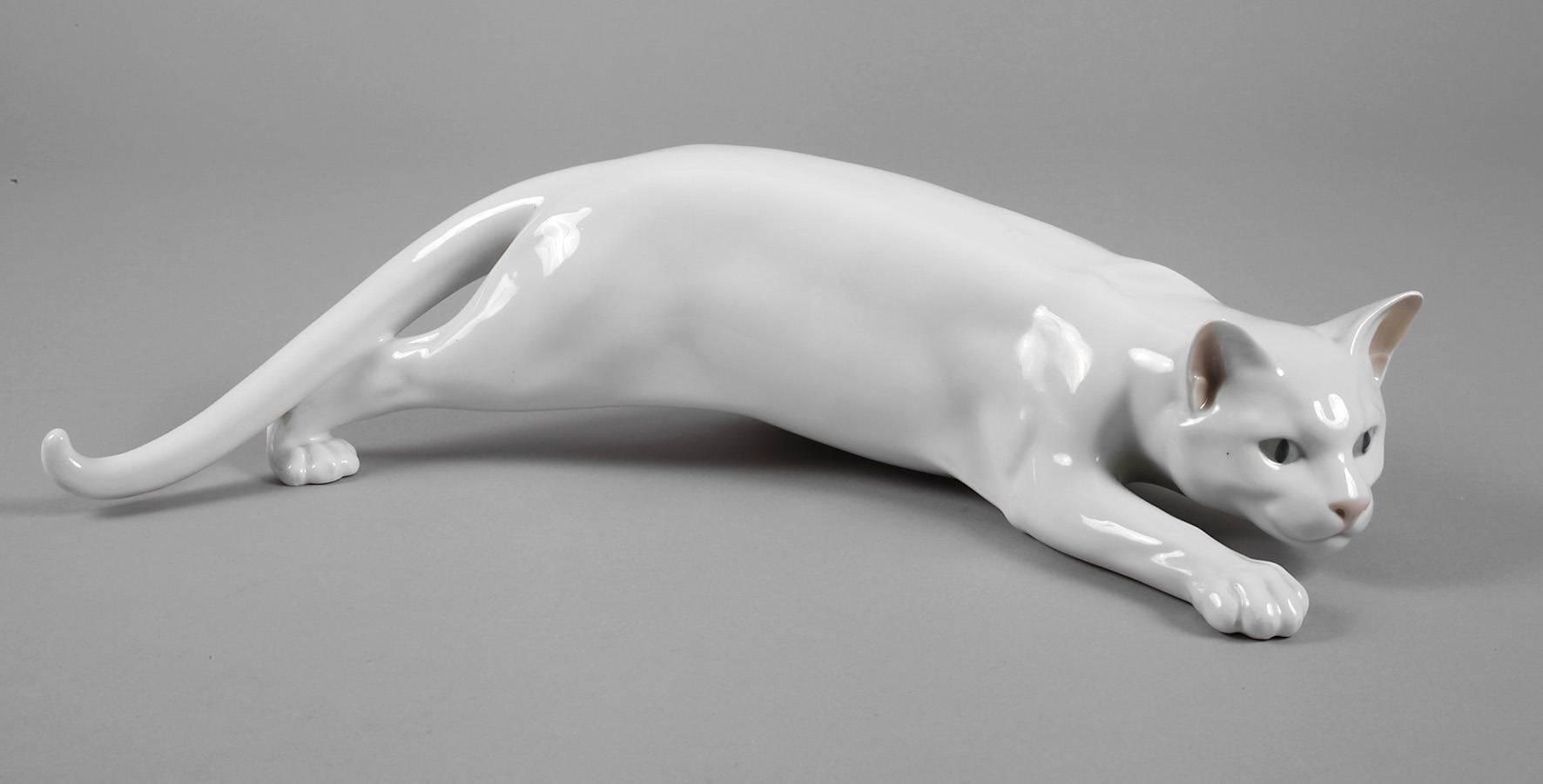 Royal Copenhagen schleichende Katze