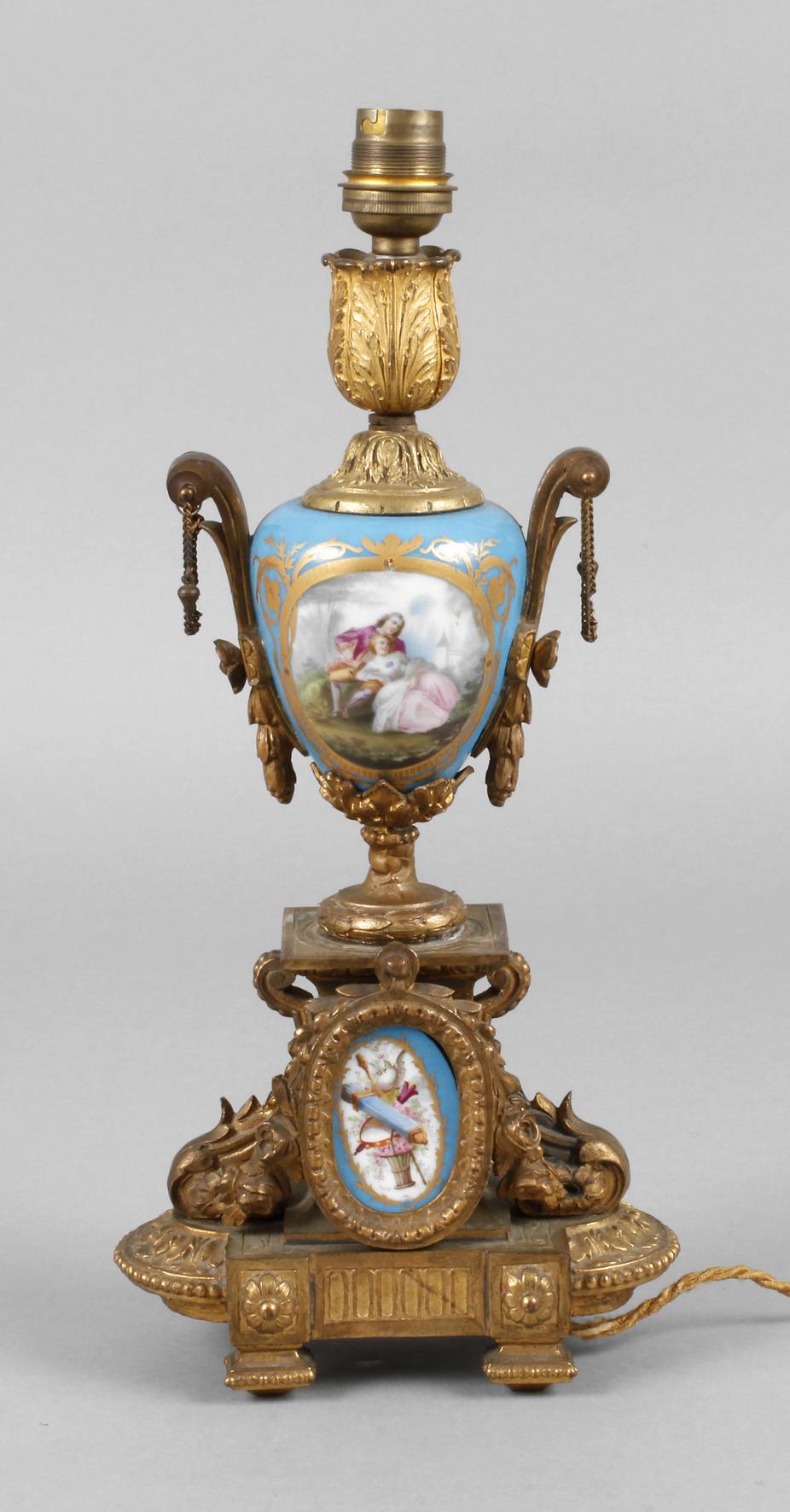 Prunkvase als Lampenfuß