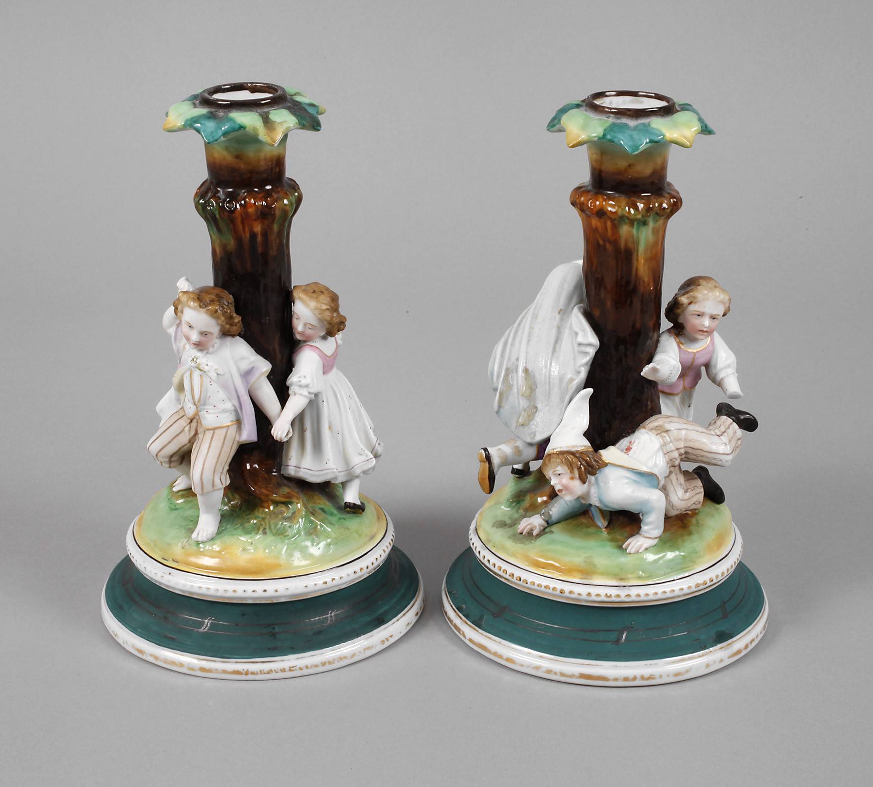 Thüringen ein Paar figürliche Kerzenleuchter