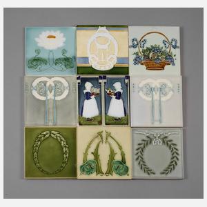 Acht Jugendstilfliesen und zwei Halbfliesen