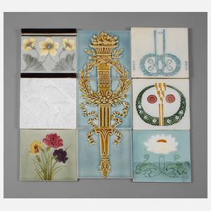 Neun Jugendstilfliesen