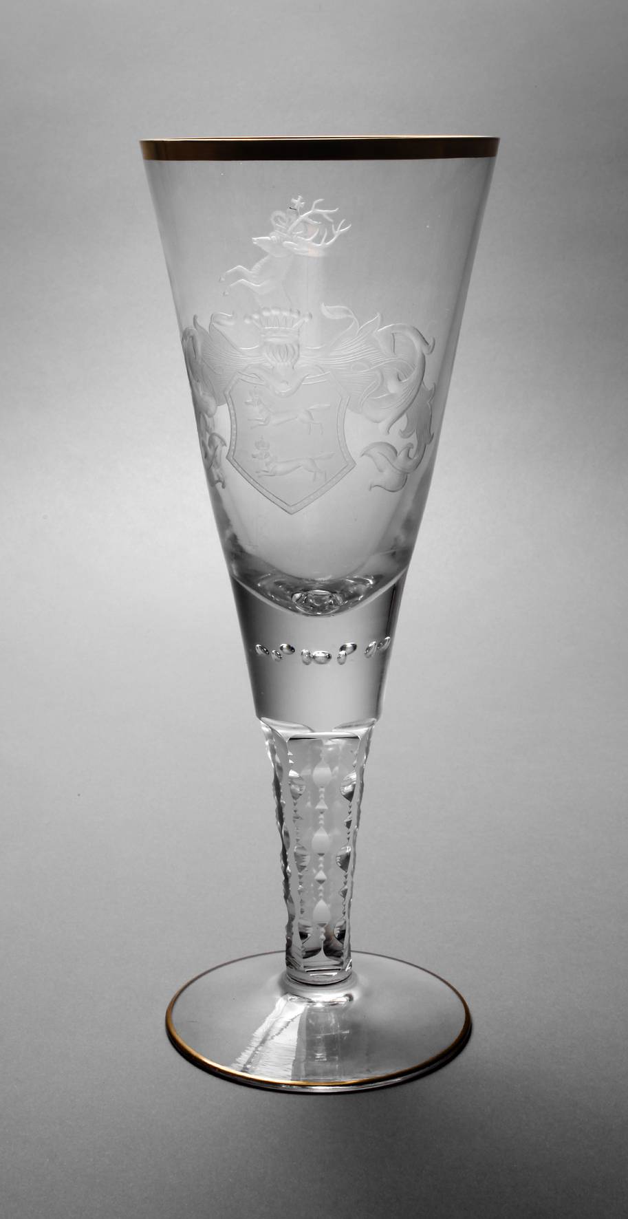 Großes Wappenglas aus Adelsbesitz