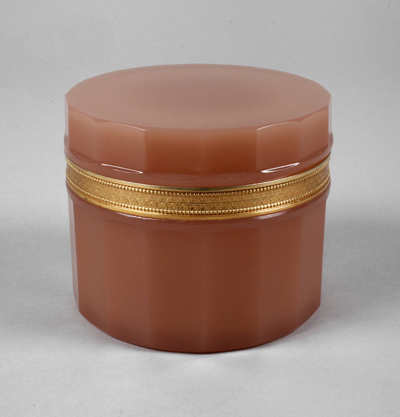 Deckeldose Alabasterglas