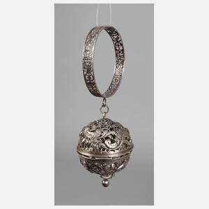 Barocke Silberkugel mit Reif