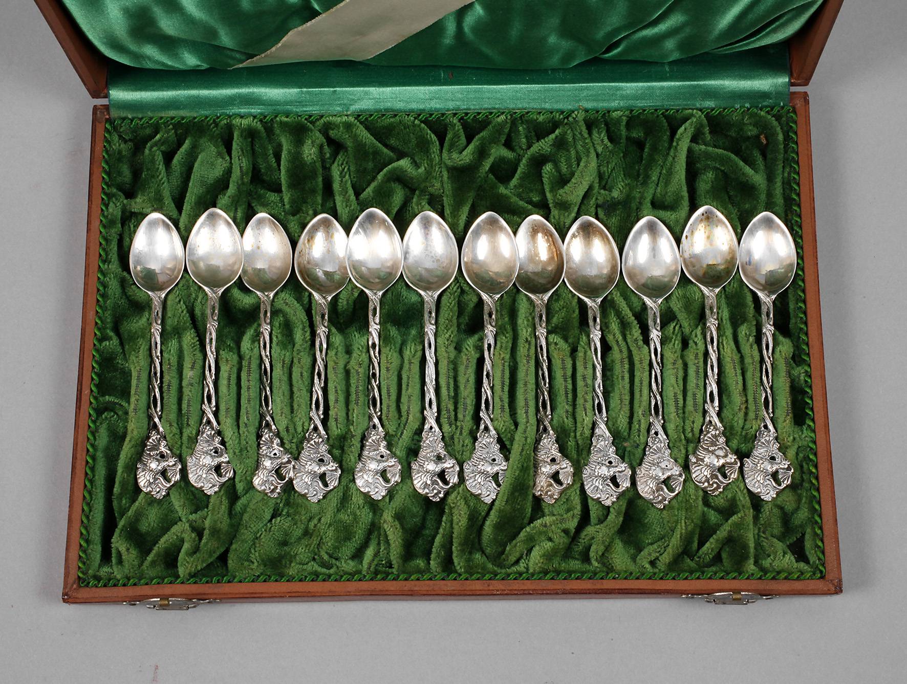 Silber zwölf Mokkalöffel im Etui