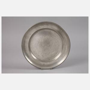 Zwei sächsische Zinnteller