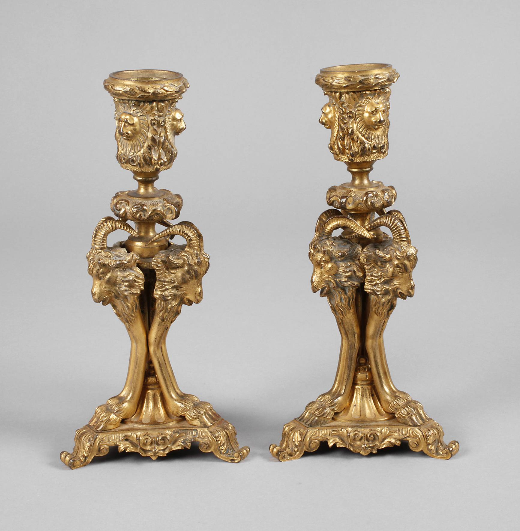 Paar feuervergoldete Kerzenleuchter