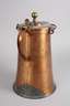 Große kupferne Wasserkanne