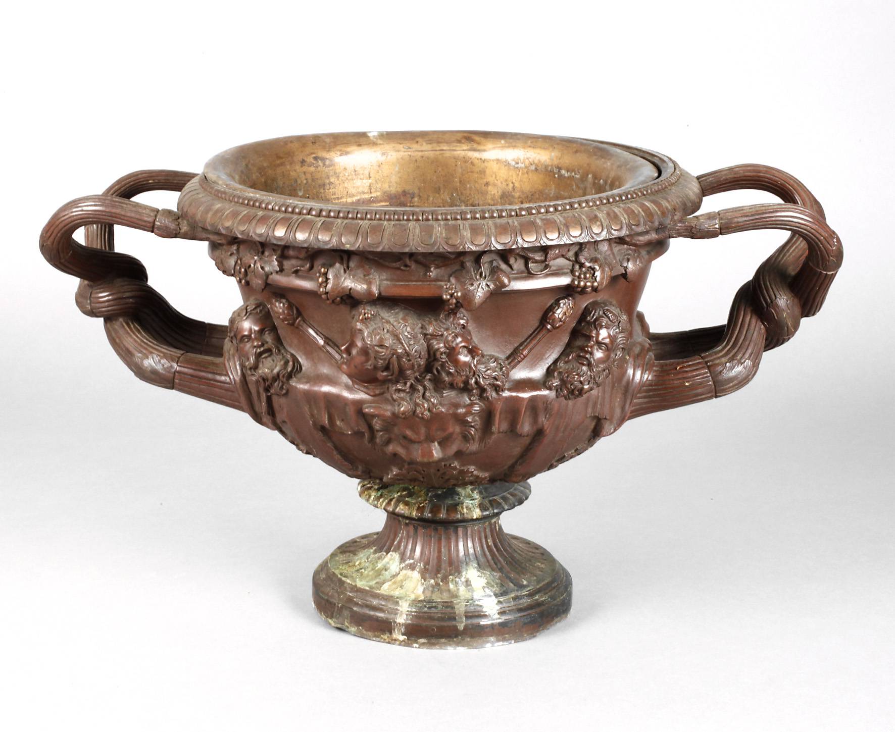 Große Historismusamphore