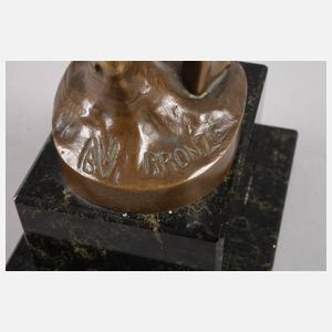 Stehender Männerakt