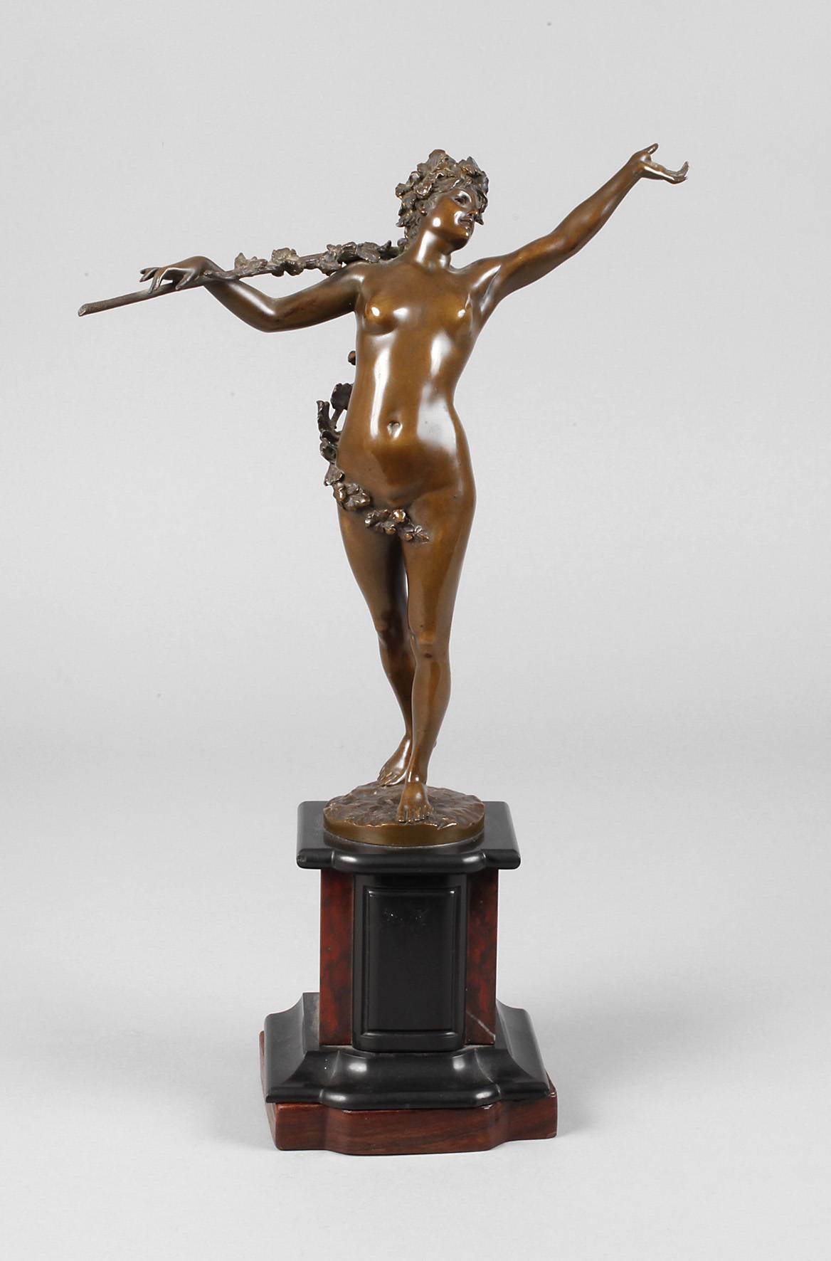 Bruno Friedrich Emil Kruse, Bacchantin mit Thyrsosstab