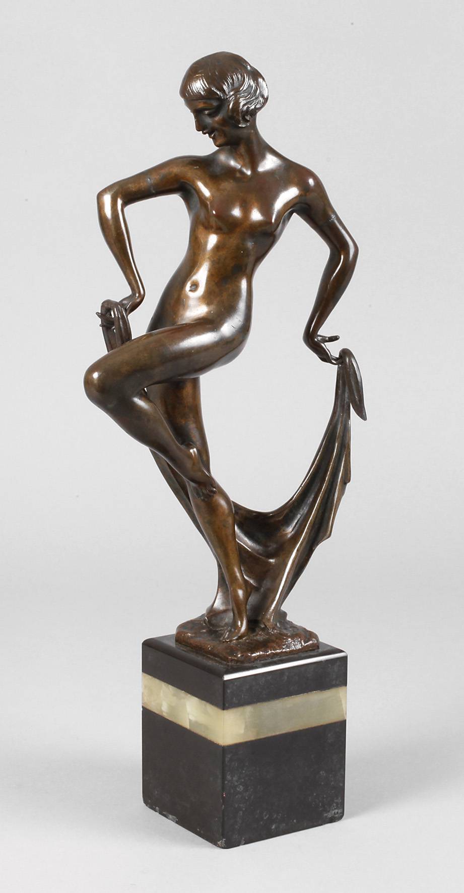 Jacques Limousin, Akttänzerin mit Tuch