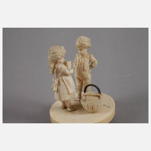 Figürliche Elfenbeinschnitzerei