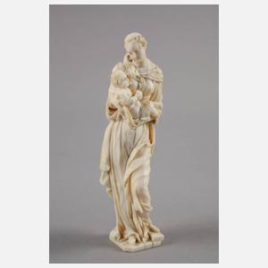 Feine Elfenbeinschnitzerei