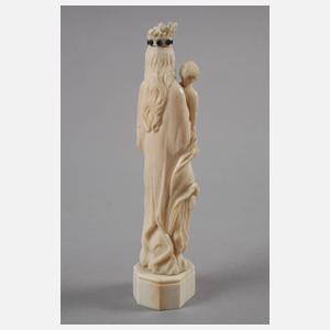 Figürliche Elfenbeinschnitzerei