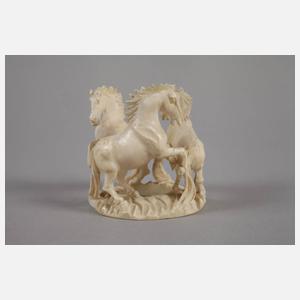 Feine Elfenbeinschnitzerei