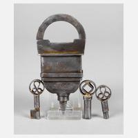 Barockes Vorhängeschloss111