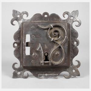 Gotisches Truhenschloss