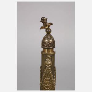 Zwei Fächerständer