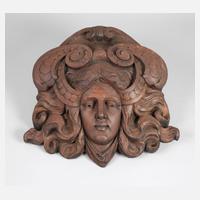 Geschnitzte Wandapplik111