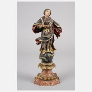 Figürliche Schnitzerei