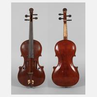 Violine mit Löwenkopf111