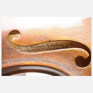Violine im Etui