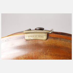 Violine im Etui
