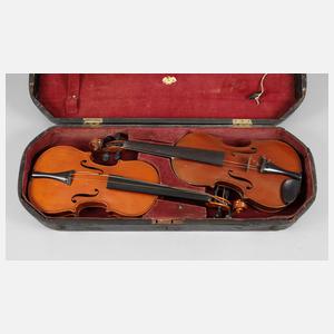 Zwei Violinen im Doppeletui