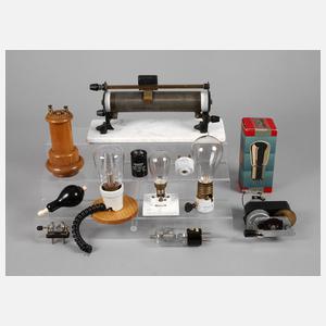 Konvolut alte elektrische Bauteile