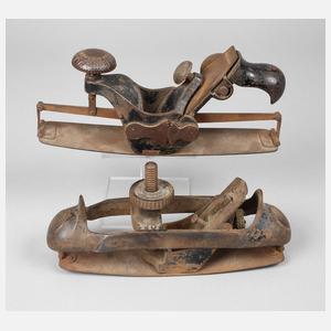 Zwei historische Hobel