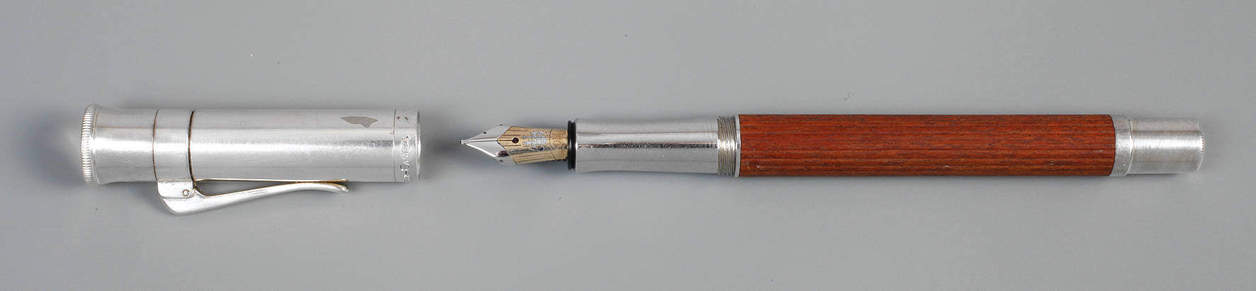 Füllfederhalter Graf von Faber-Castell